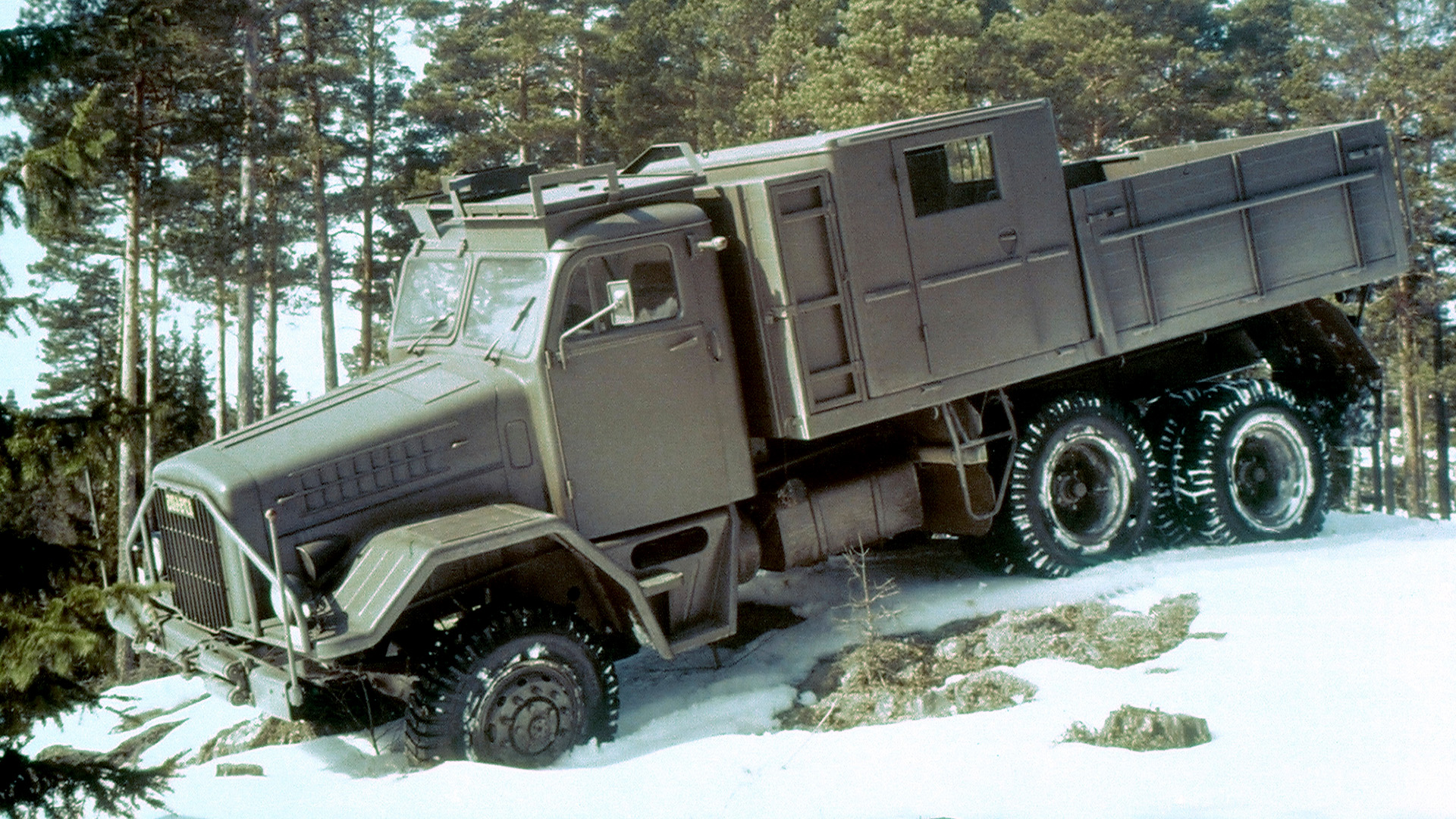 Scania LA82 6x6, "the anteater".