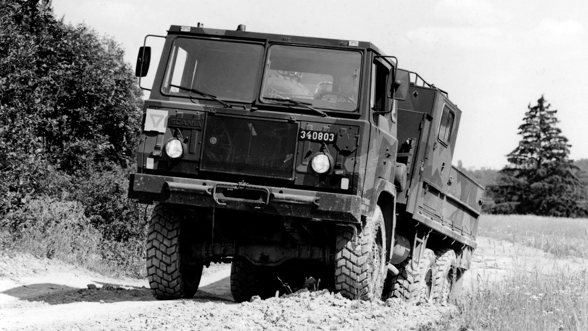 Scania SBAT 111 6x6.