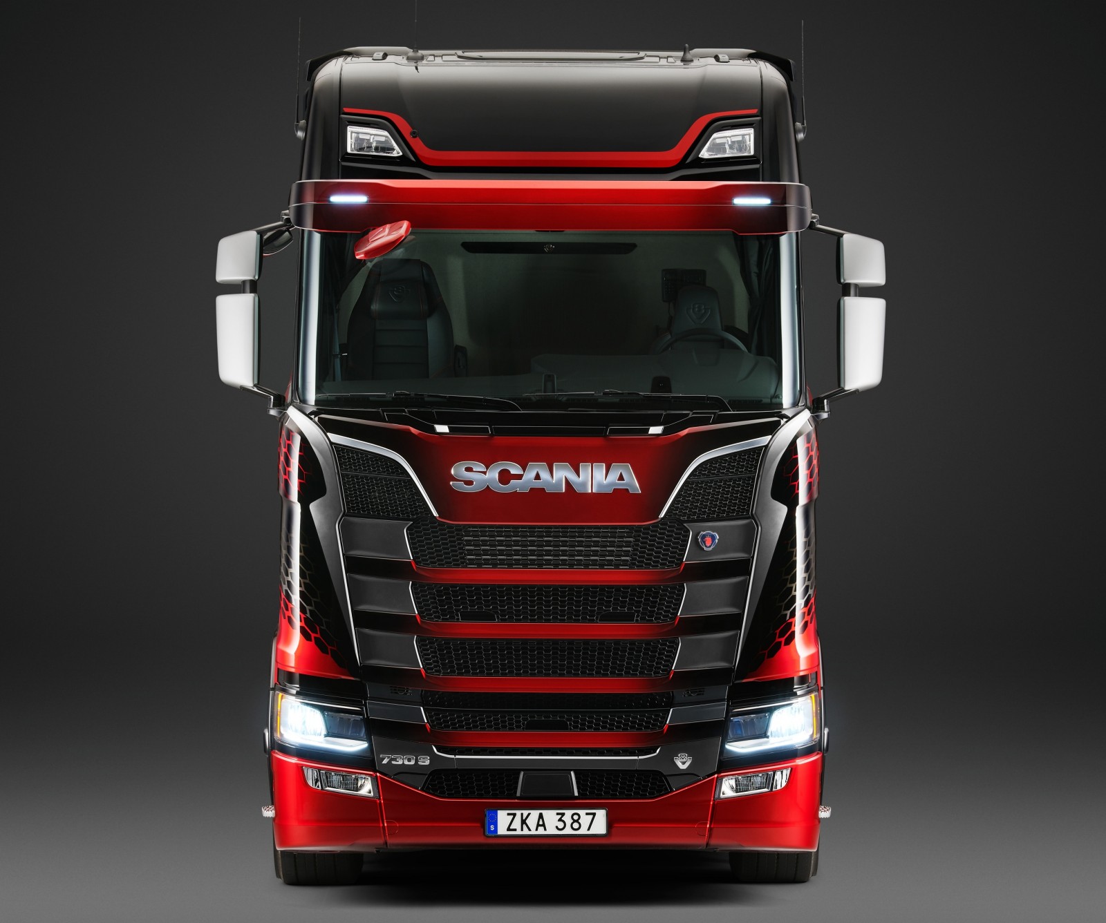 Scania 730 S V8 6x2 eye catcher