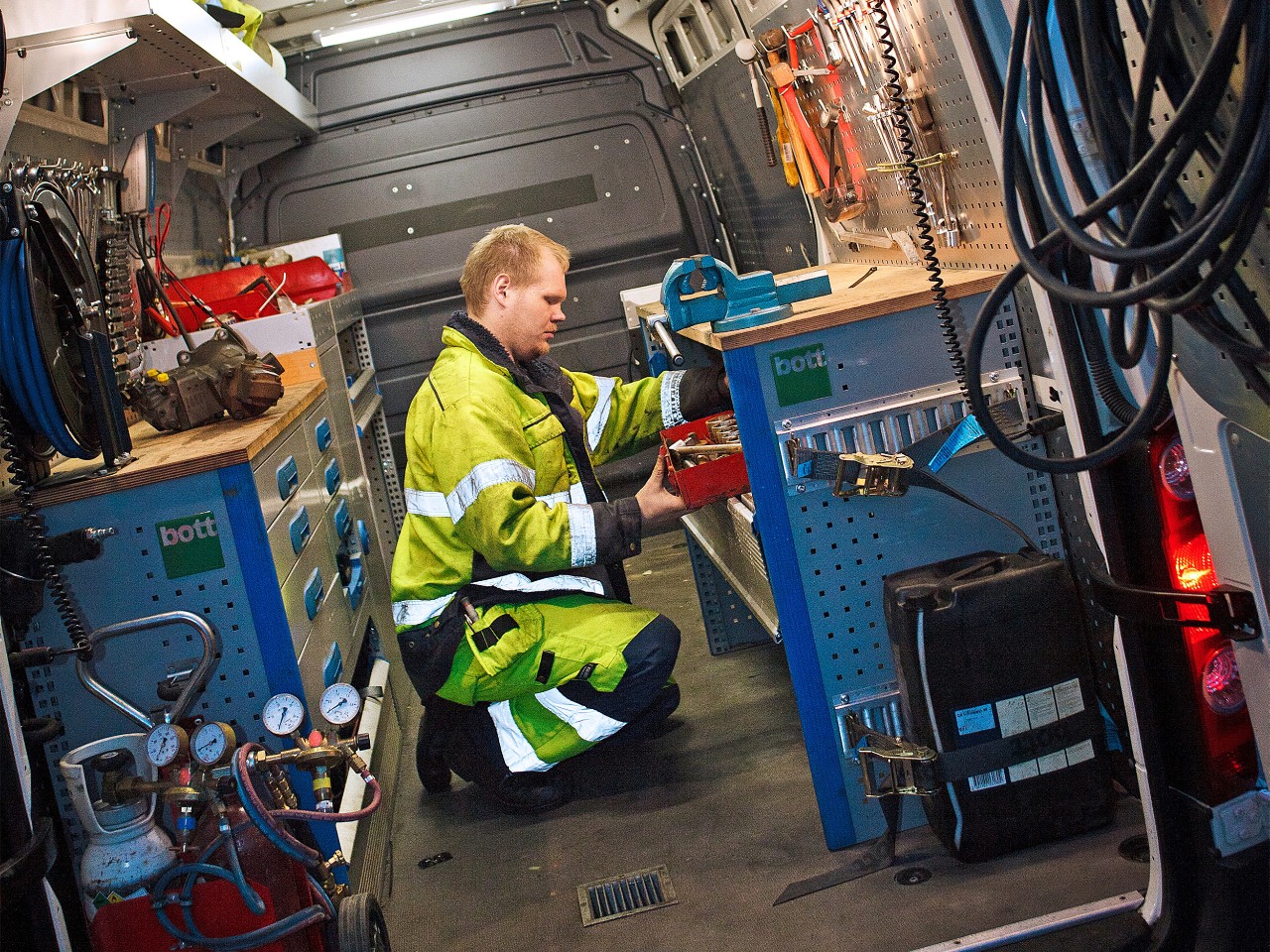 Scania Assistance Mitarbeiter im Einsatz