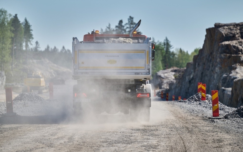 Scania 500 G XT 8x4 Rückansicht