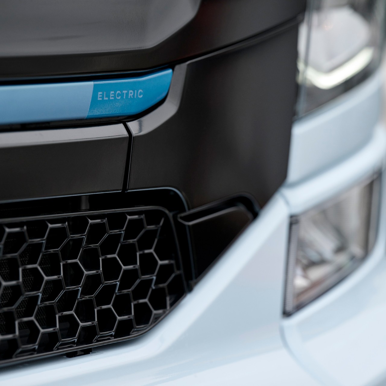 Scania 45 R BEV 4x2 Highline, transporte de carga general.