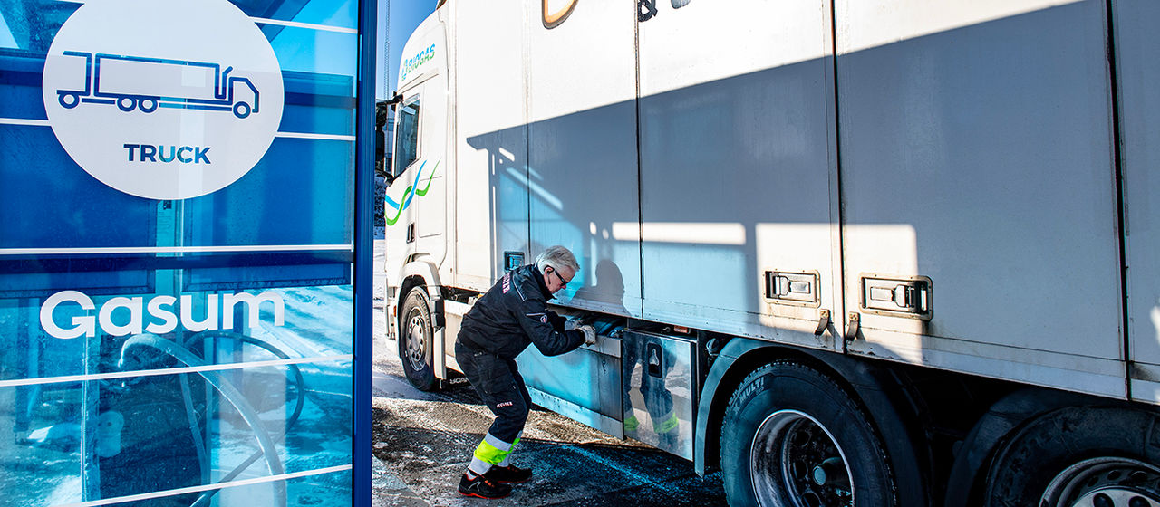 Tanka biogas lastbil