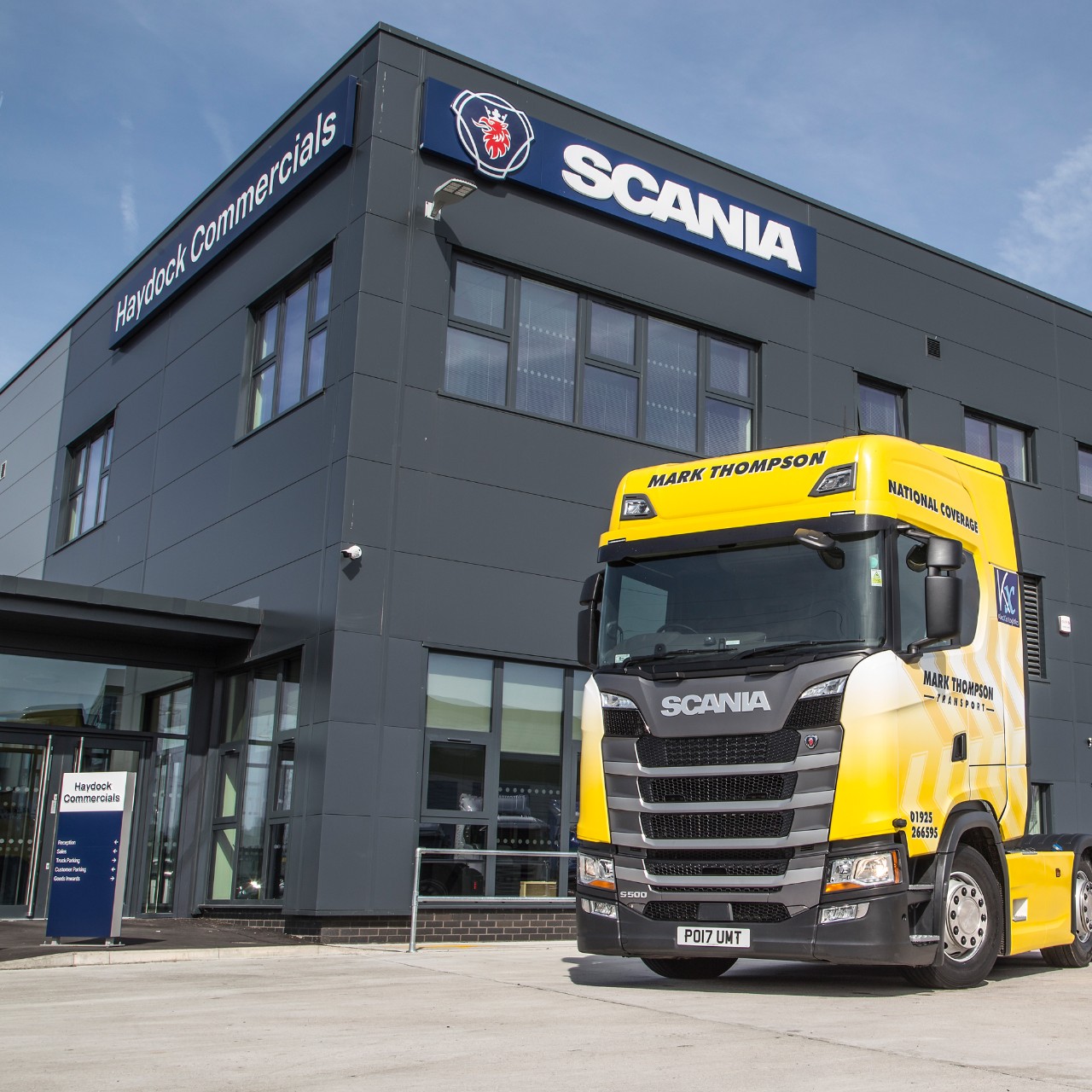 Mark Thompson truck in front of Haydock 