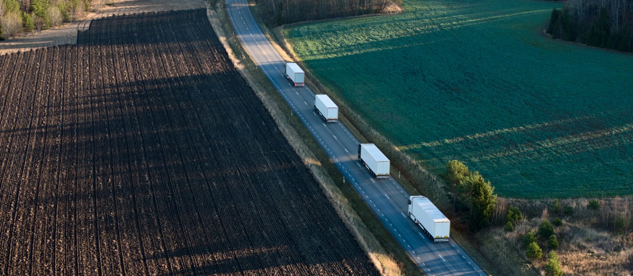 Mixed truck fleet on route